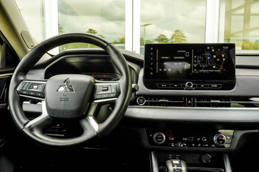 Mitsubishi Outlander photo 17