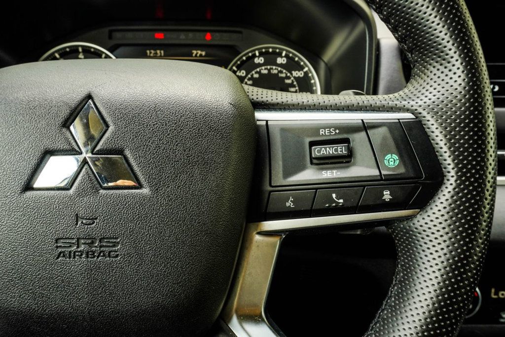 Mitsubishi Outlander photo 33
