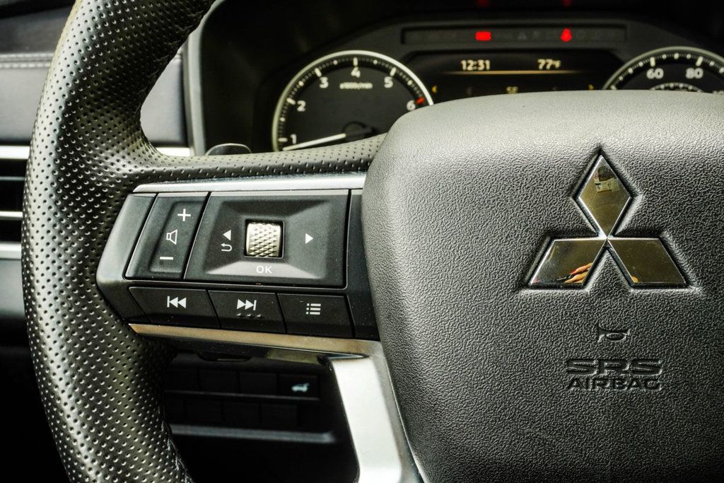 Mitsubishi Outlander photo 34