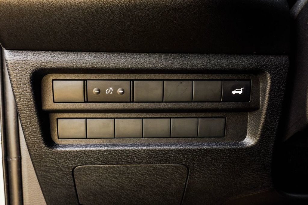 Mitsubishi Outlander photo 35