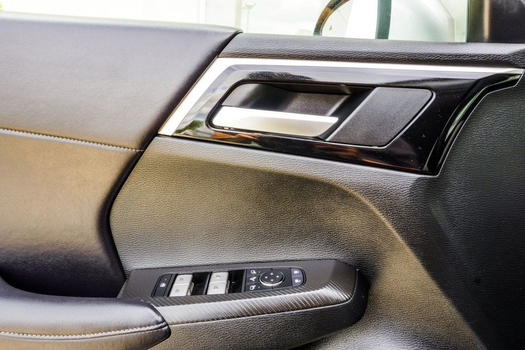 Mitsubishi Outlander photo 39