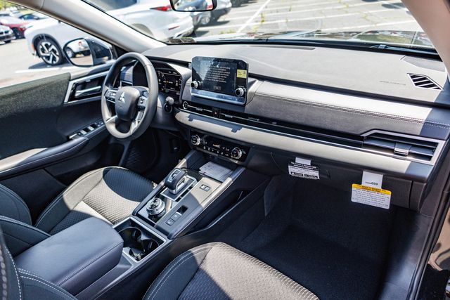 2025 Mitsubishi Outlander PHEV ES - 23076788 - 16