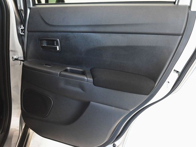 2025 Mitsubishi Outlander Sport 2.0 LE - 23006667 - 9