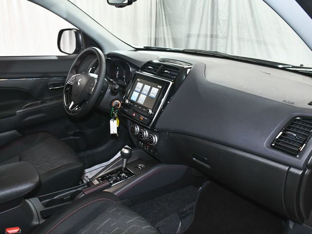 2025 Mitsubishi Outlander Sport 2.0 LE - 23006667 - 40