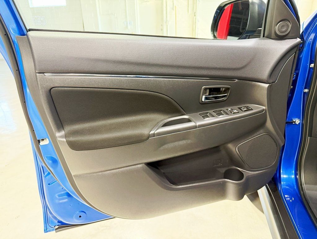 2025 Mitsubishi Outlander Sport ES 2.0 AWC - 22927283 - 23