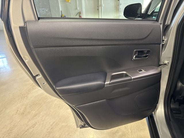 2025 Mitsubishi Outlander Sport ES 2.0 AWC - 22986579 - 26