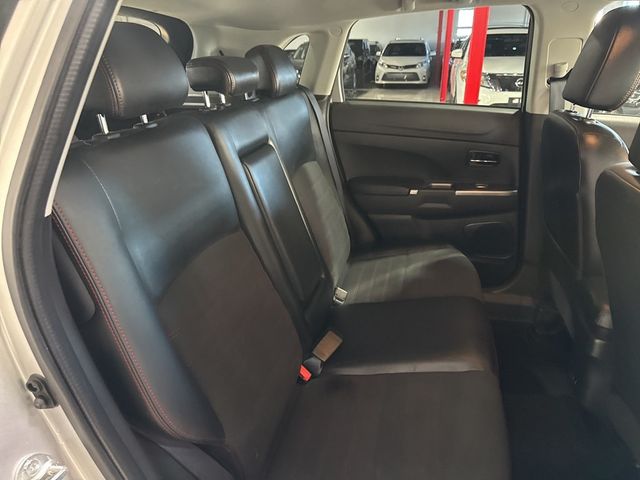 2025 Mitsubishi Outlander Sport ES 2.0 AWC - 22986579 - 30