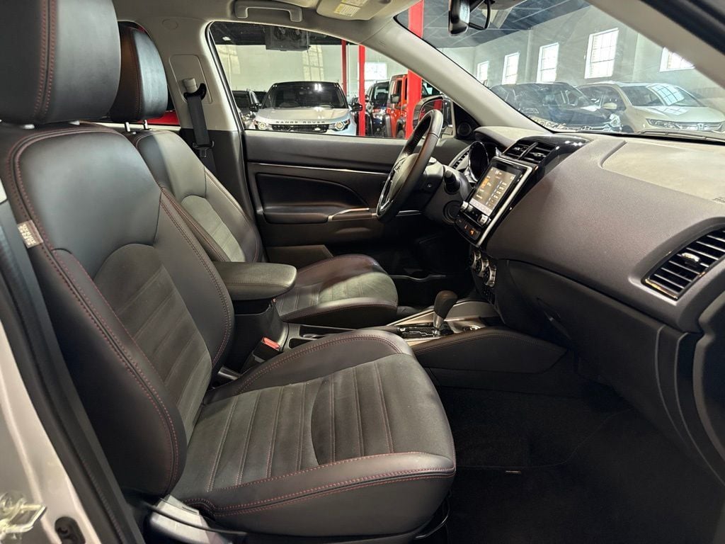 2025 Mitsubishi Outlander Sport ES 2.0 AWC - 23054935 - 26