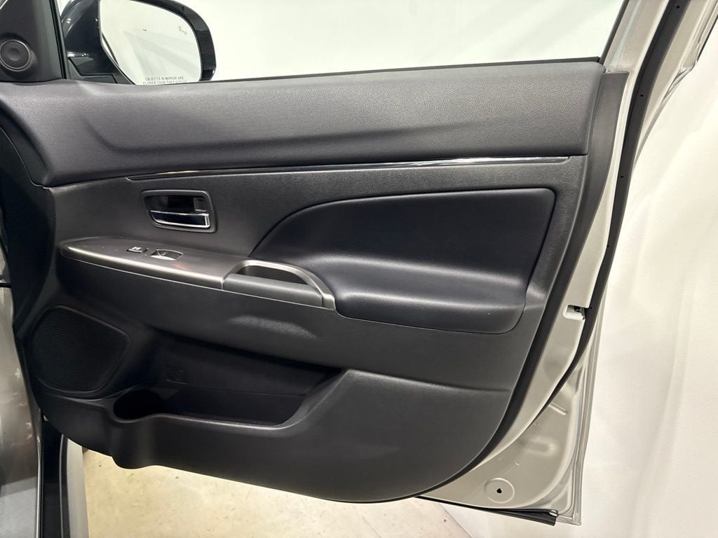 2025 Mitsubishi Outlander Sport ES 2.0 AWC - 23054935 - 27