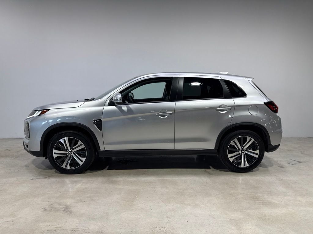 2025 Mitsubishi Outlander Sport ES 2.0 AWC - 23054935 - 3