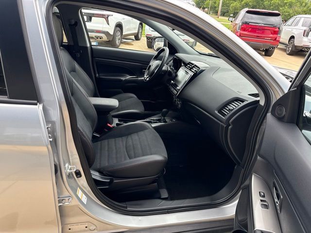 2025 Mitsubishi Outlander Sport ES 2.0 AWC - 23040495 - 11