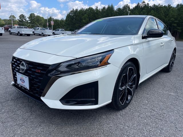 2025 Nissan Altima 2.5 SR - 23063674 - 3