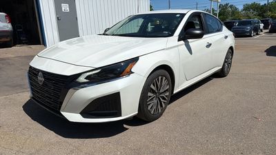 2025 Nissan Altima