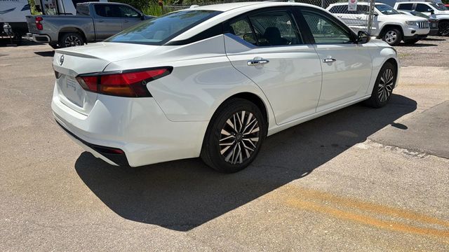 2025 Nissan Altima 2.5 SV Sedan 4D - 23041566 - 4