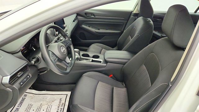 2025 Nissan Altima S - 22969661 - 17