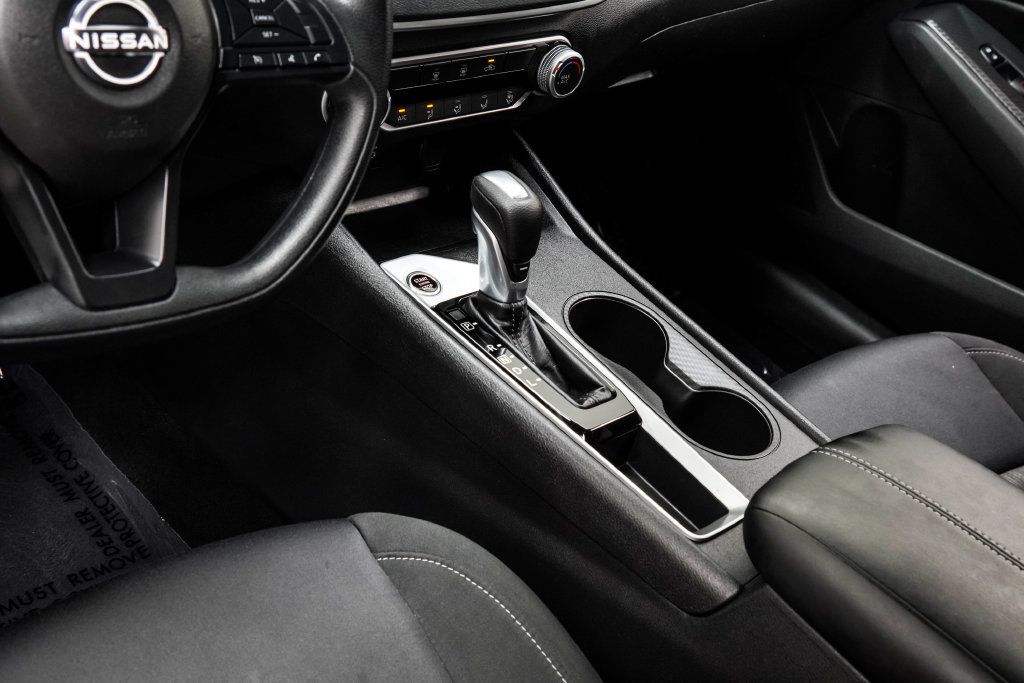 Nissan Altima photo 20