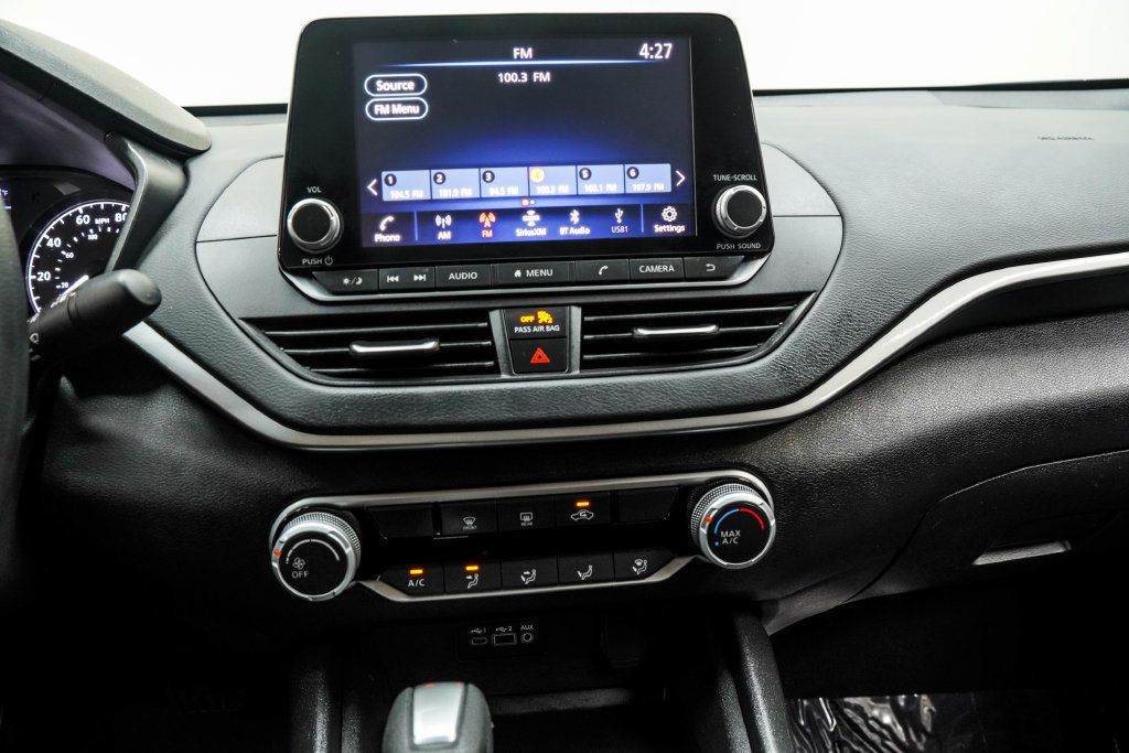 Nissan Altima photo 26