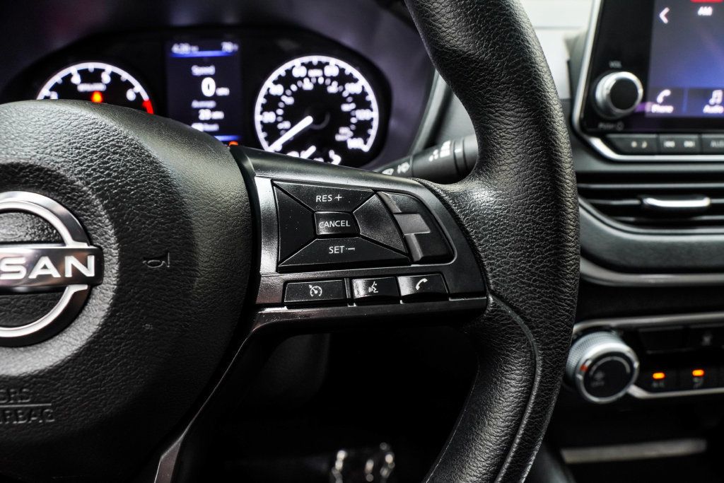 Nissan Altima photo 32