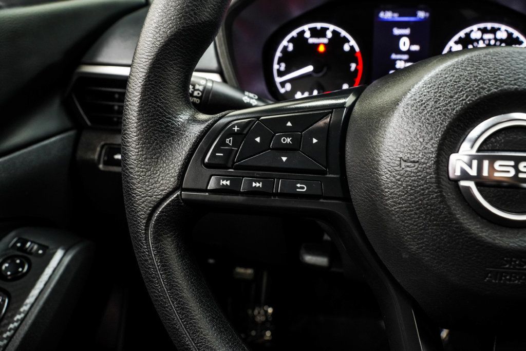 Nissan Altima photo 33