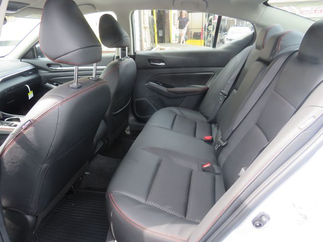 2025 Nissan Altima SR FWD - 22917754 - 9