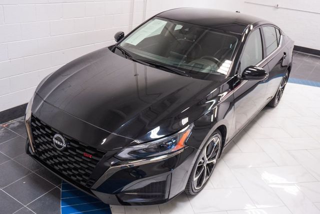 2025 Nissan Altima SR FWD - 23065819 - 39