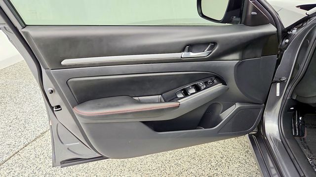 2025 Nissan Altima SR FWD - 23095049 - 9