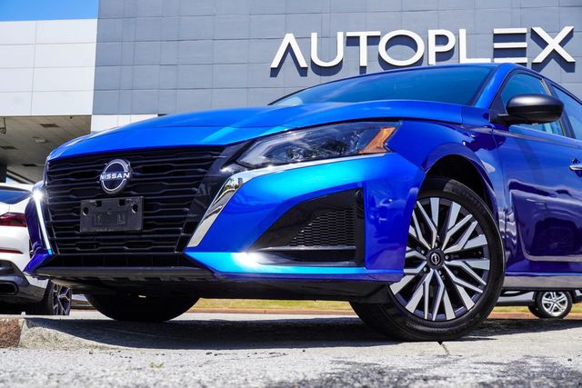2025 Nissan Altima SV AWD - 23010812 - 1