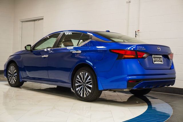 2025 Nissan Altima SV AWD - 23010812 - 31