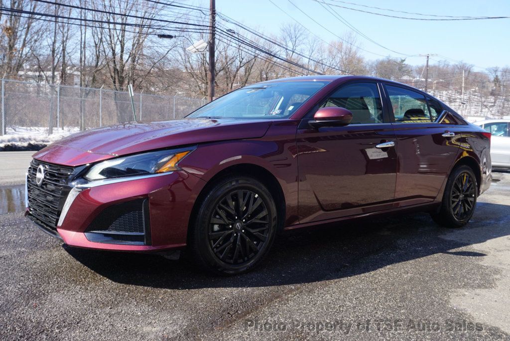 2025 Nissan Altima SV AWD APPLE/ANDROID CARPLAY REAR CAMERA SUNROOF DRIVE ASSIST  - 22991495 - 2