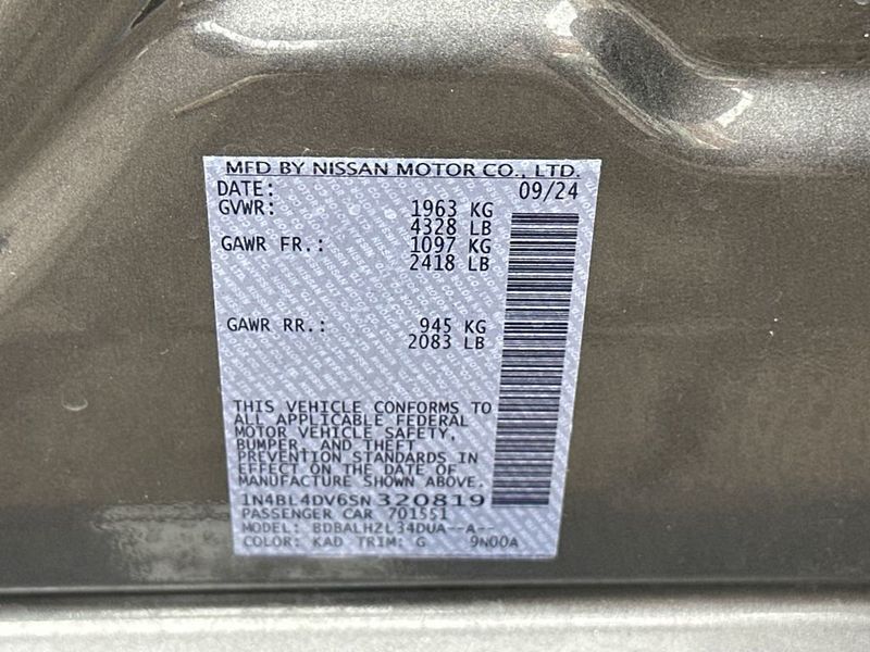 2025 Nissan Altima SV FWD - 22999283 - 21