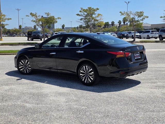 2025 Nissan Altima