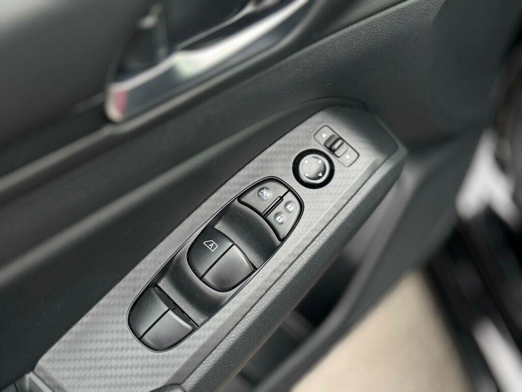 2025 Nissan Altima SV FWD - 22940646 - 9