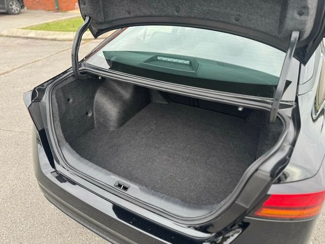 2025 Nissan Altima SV FWD - 22940646 - 37