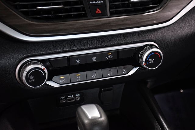 2025 Nissan Altima SV FWD - 23057267 - 26