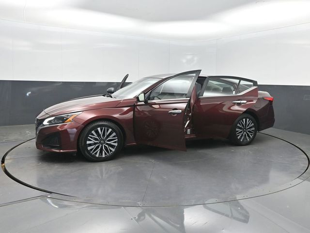 2025 Nissan Altima SV FWD - 23004777 - 35