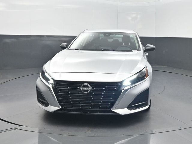 2025 Nissan Altima SV FWD - 23053890 - 28