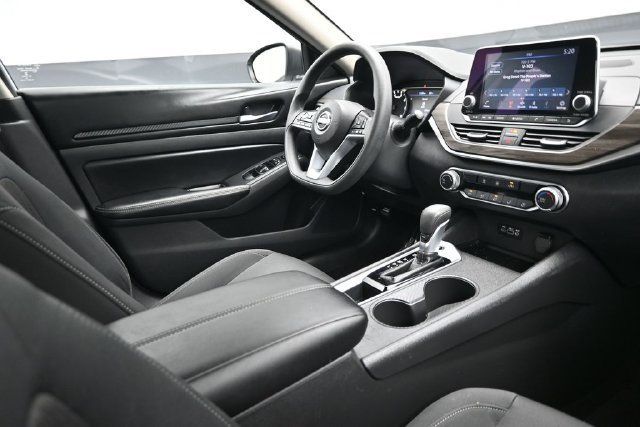 2025 Nissan Altima SV FWD - 23071754 - 15