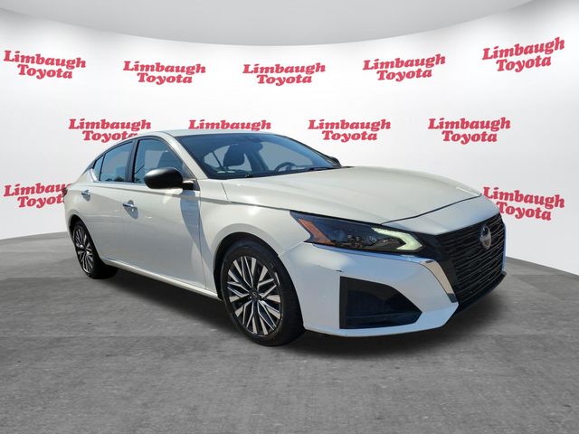 2025 Nissan Altima SV FWD - 23086143 - 17