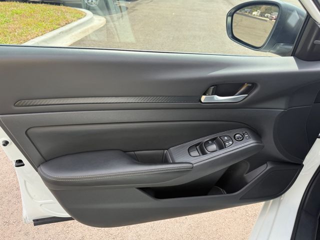 2025 Nissan Altima SV FWD - 22991230 - 2