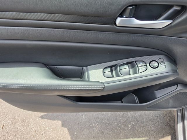 2025 Nissan Altima SV FWD - 23068854 - 6
