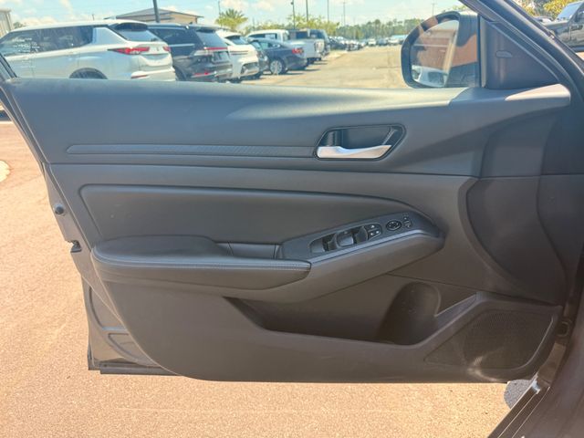 2025 Nissan Altima SV FWD - 23069086 - 6