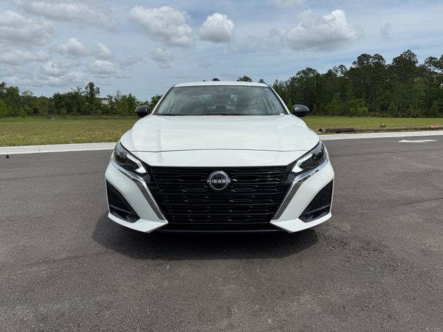 2025 Nissan Altima SV FWD - 23088571 - 14
