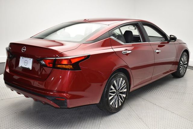 2025 Nissan Altima SV FWD - 23013212 - 4