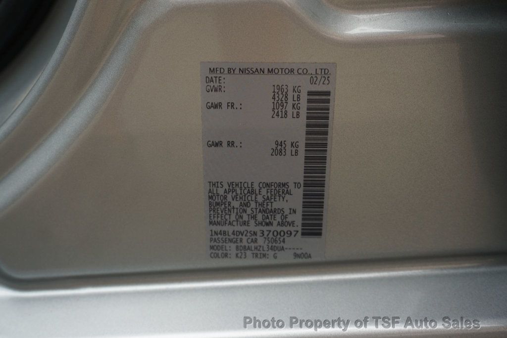 2025 Nissan Altima SV FWD - 23054835 - 18