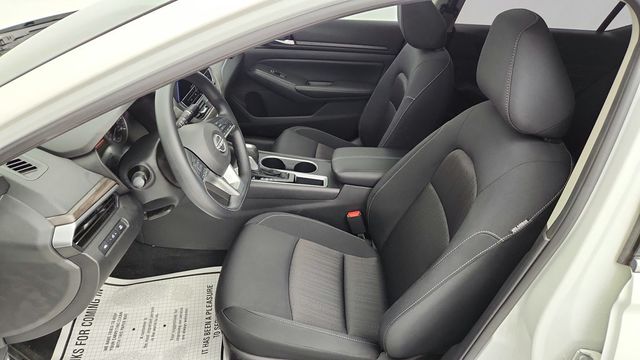 2025 Nissan Altima SV Special Edition - 22941417 - 17