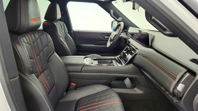 2025 Nissan Armada 4x4 PRO-4X w/ 20'' Wheels & Revised Front Bumpers - 22997452 - 25