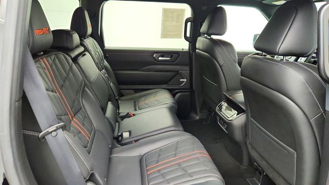 2025 Nissan Armada 4x4 PRO-4X with Premium Package - 22957567 - 23