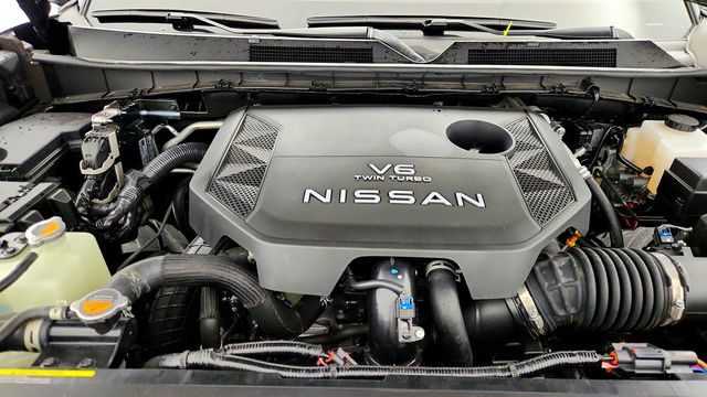 2025 Nissan Armada 4x4 PRO-4X with Premium Package - 22957567 - 27