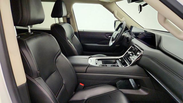 2025 Nissan Armada 4x4 SV - 23085549 - 22