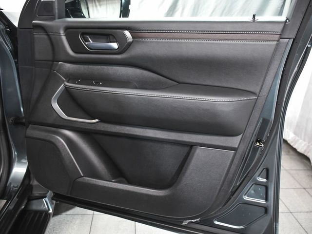 2025 Nissan Armada Platinum Reserve - 23009345 - 15